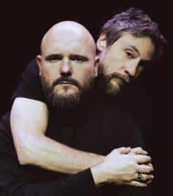 El ex flamenco Niño de Elche y el productor y músico Raül Refree./ (Cesar Segarra)